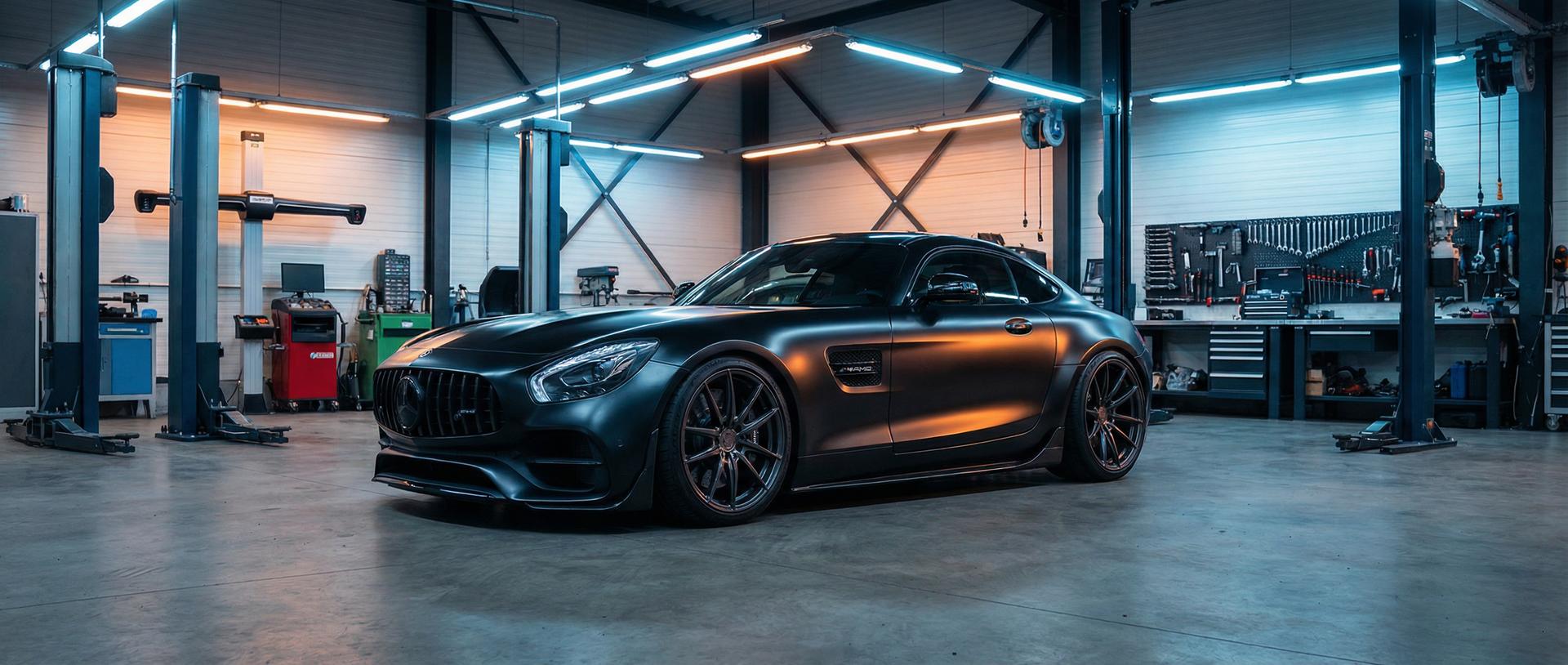 小黄片视频 AMG GT改装车间视频